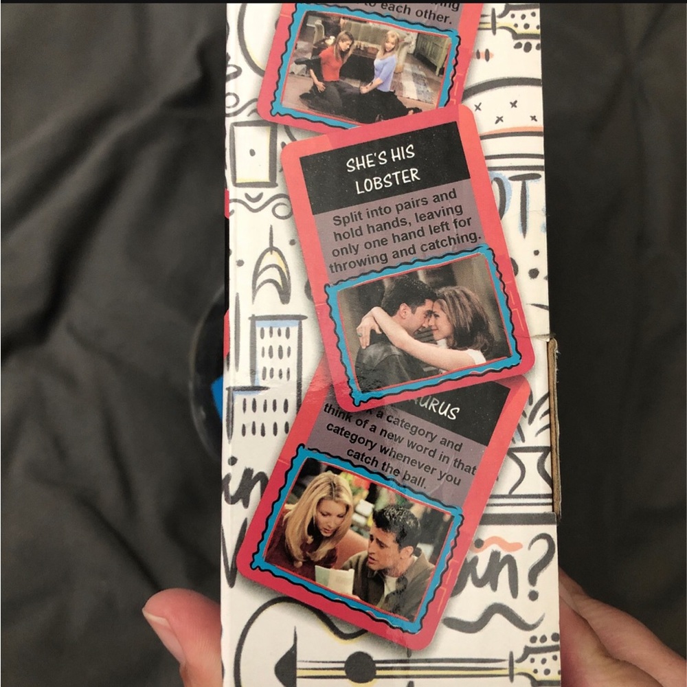 FRIENDS GAME - Picture 2 of 4